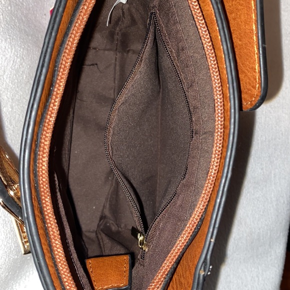 Alina’s Exclusives cork multicolored hand bag - Picture 4 of 10